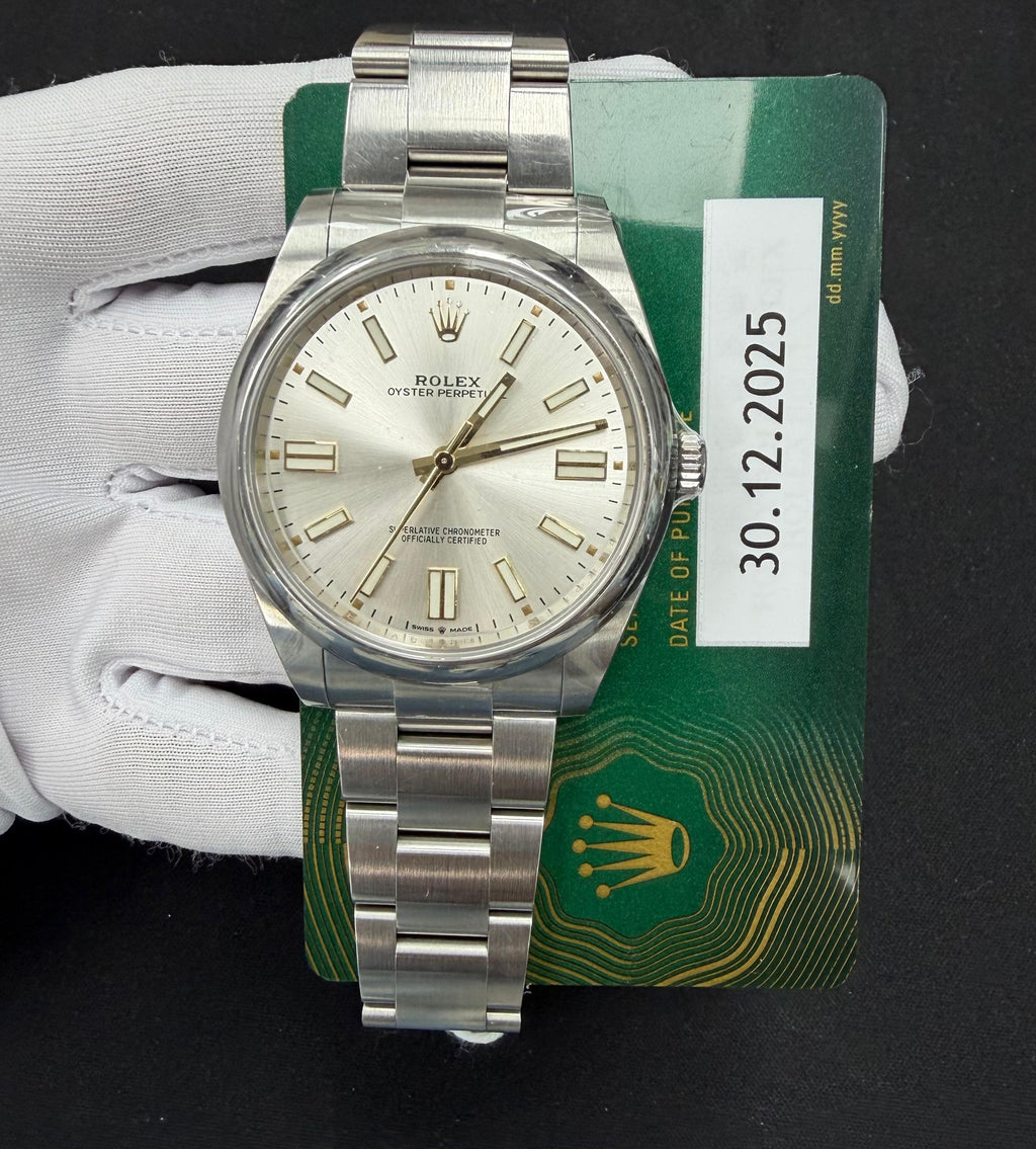 ROLEX OYSTER PERPETUAL 124300
