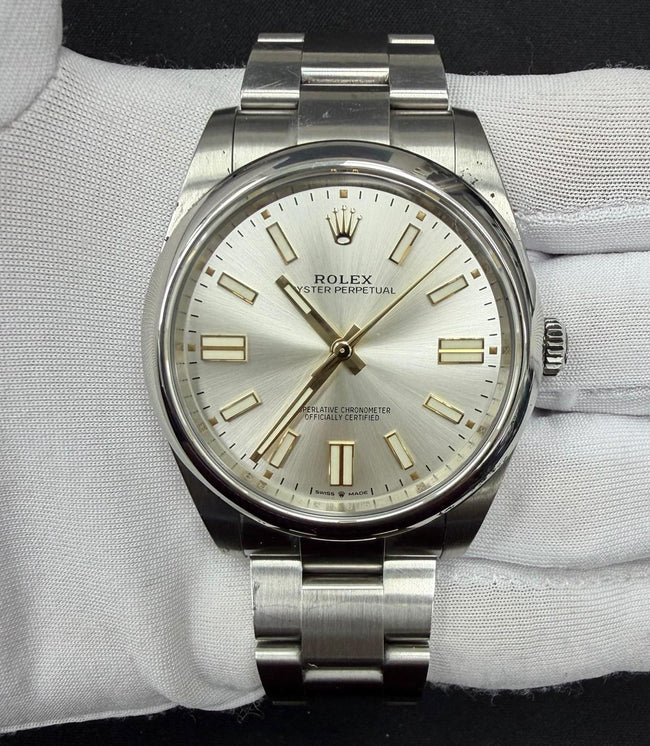 ROLEX OYSTER PERPETUAL 124300 Main Image