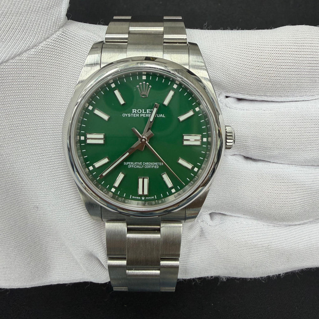 ROLEX OYSTER PERPETUAL 124300