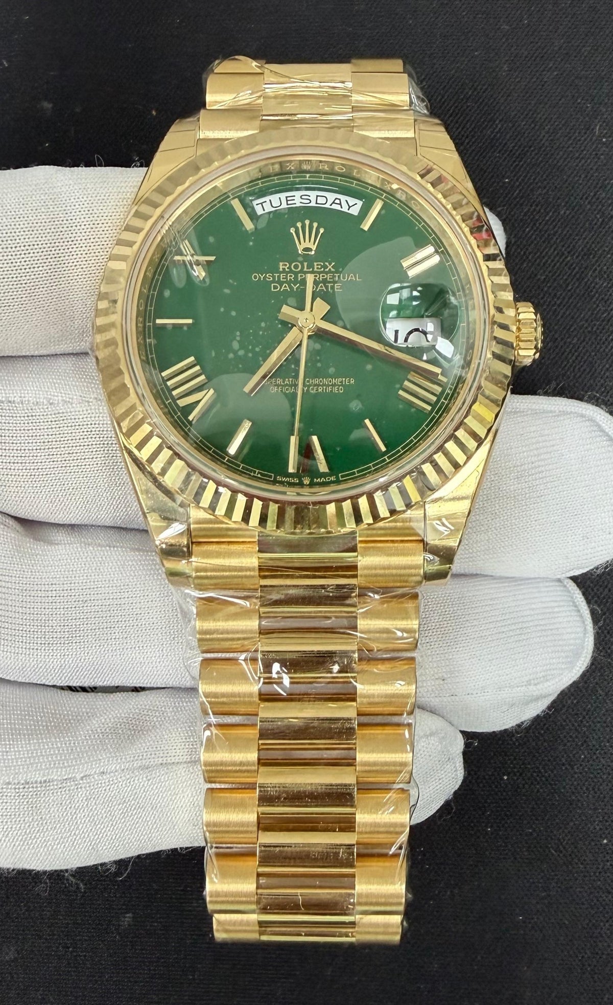 ROLEX DAY-DATE 228238