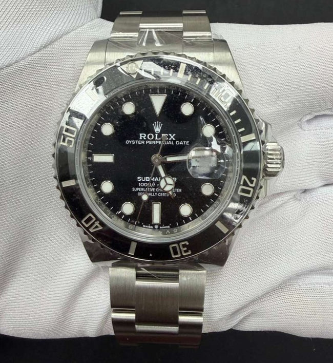 ROLEX SUBMARINER DATE 126610LN Main Image