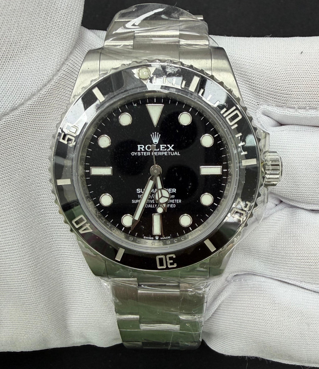 ROLEX SUBMARINER NO DATE 124060