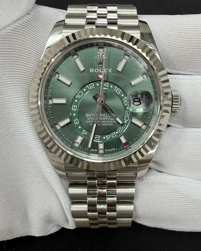 ROLEX SKY DWELLER 336934 Main Image
