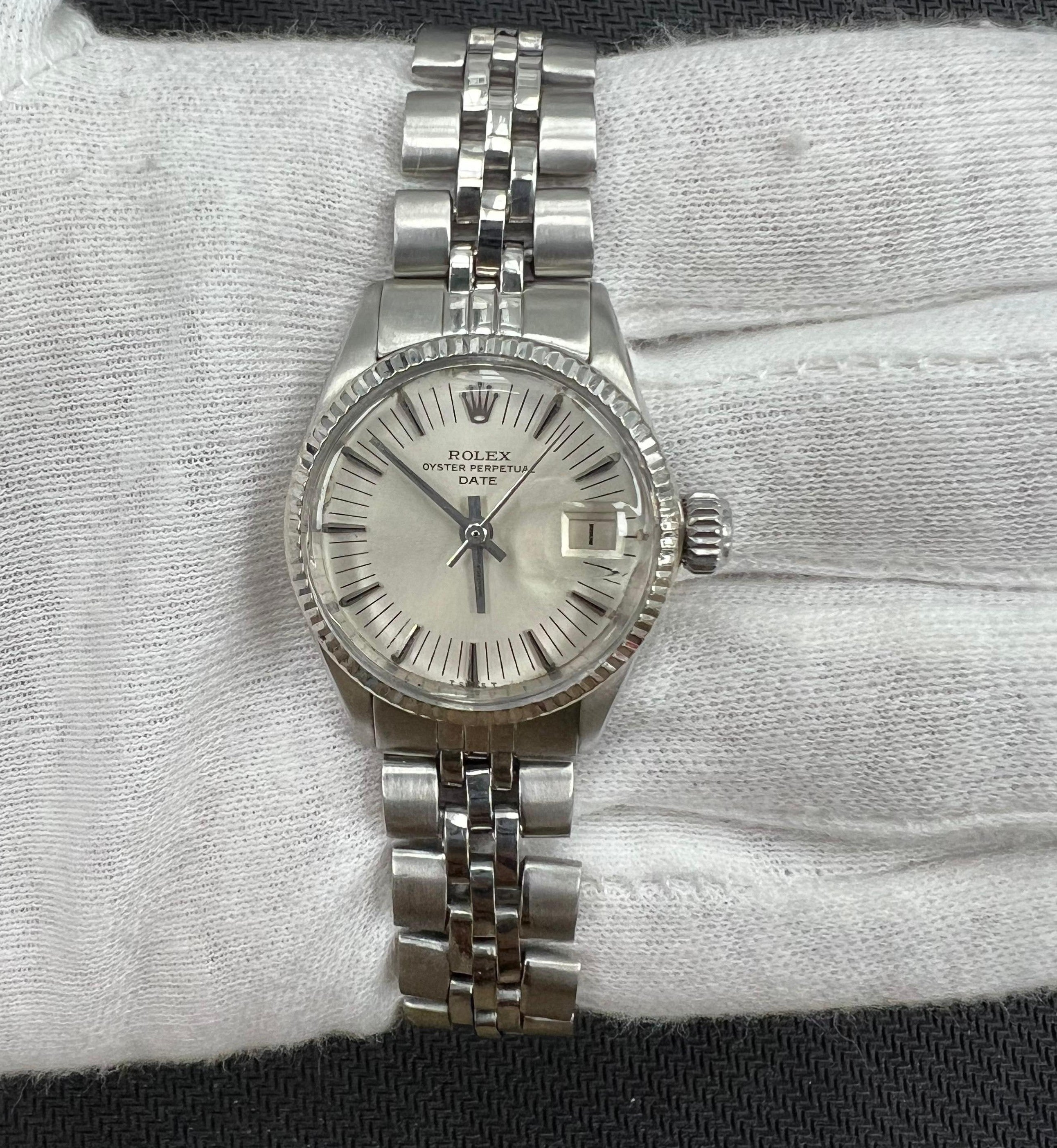 ROLEX OYSTER PERPETUAL DATE 6917
