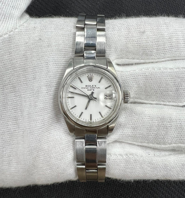 ROLEX OYSTER PERPETUAL DATE Main Image