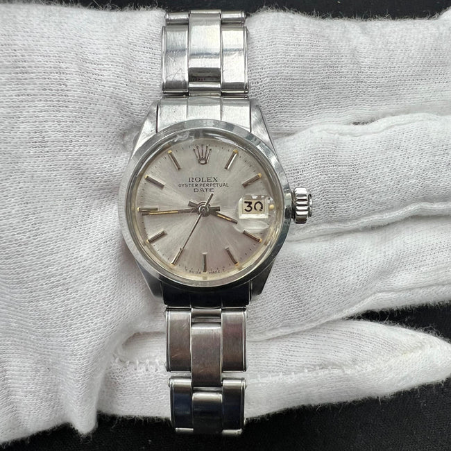 ROLEX OYSTER PERPETUAL DATE 6917 Main Image