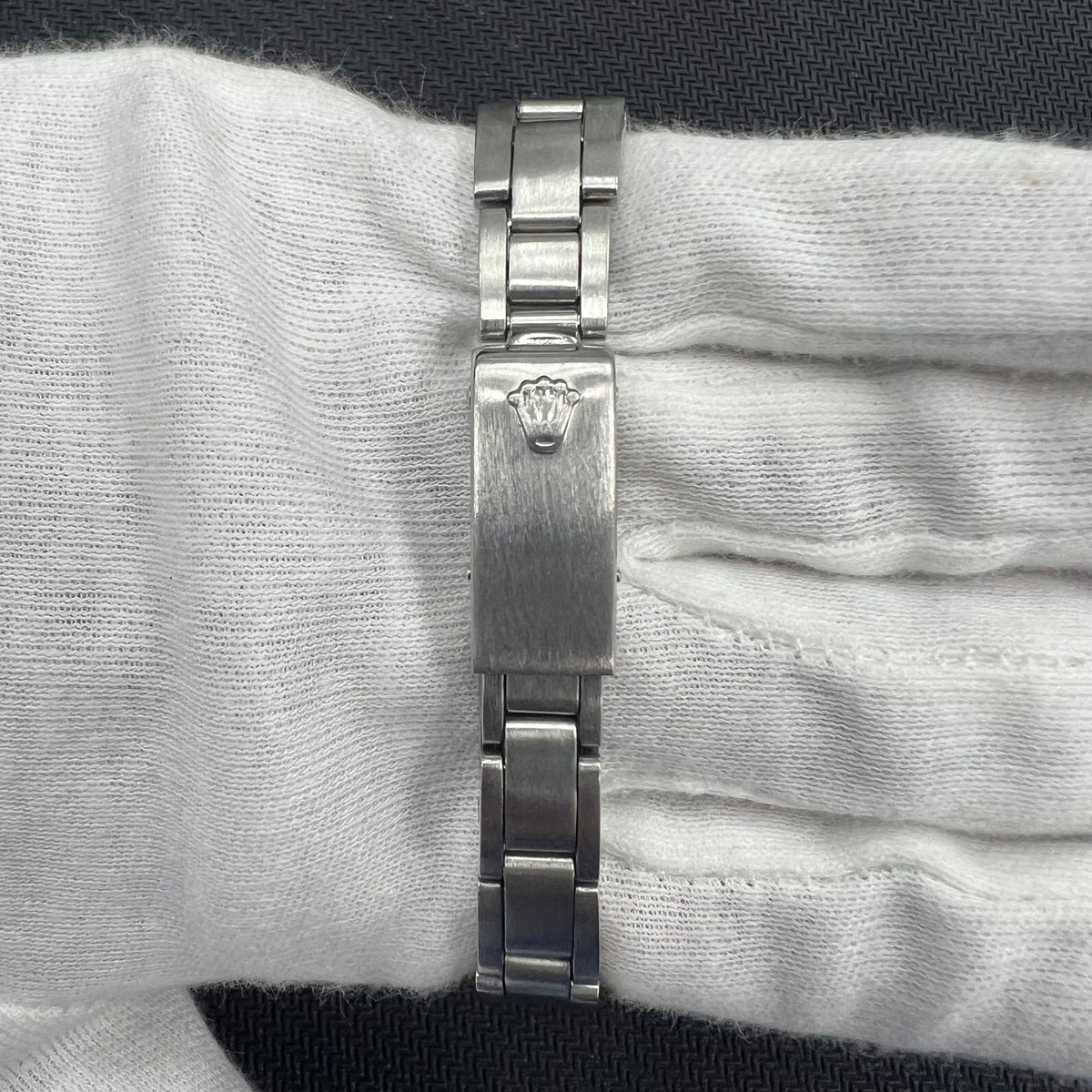 ROLEX OYSTER PERPETUAL DATE 6919SV