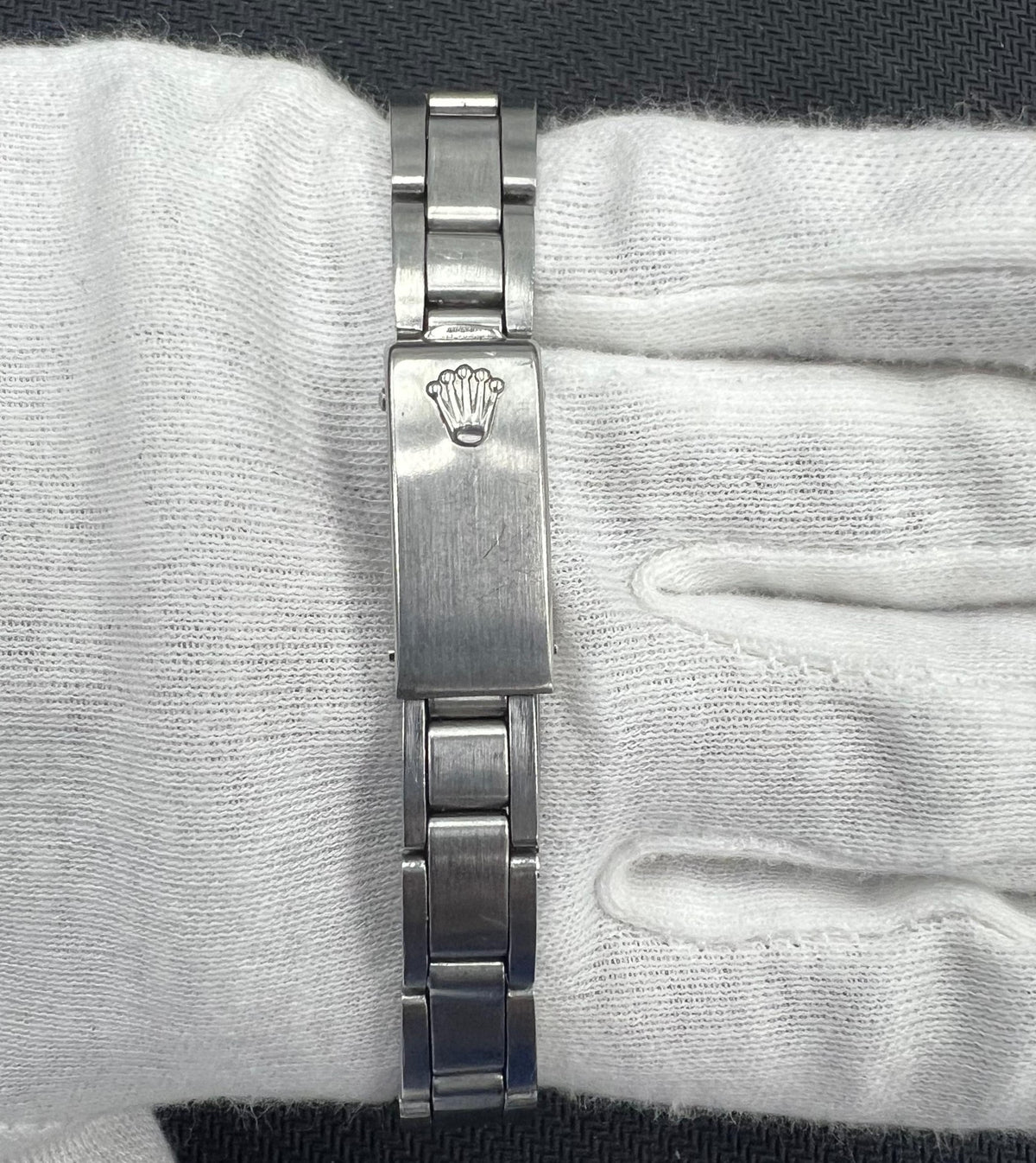 ROLEX OYSTER PERPETUAL DATE 6919SV