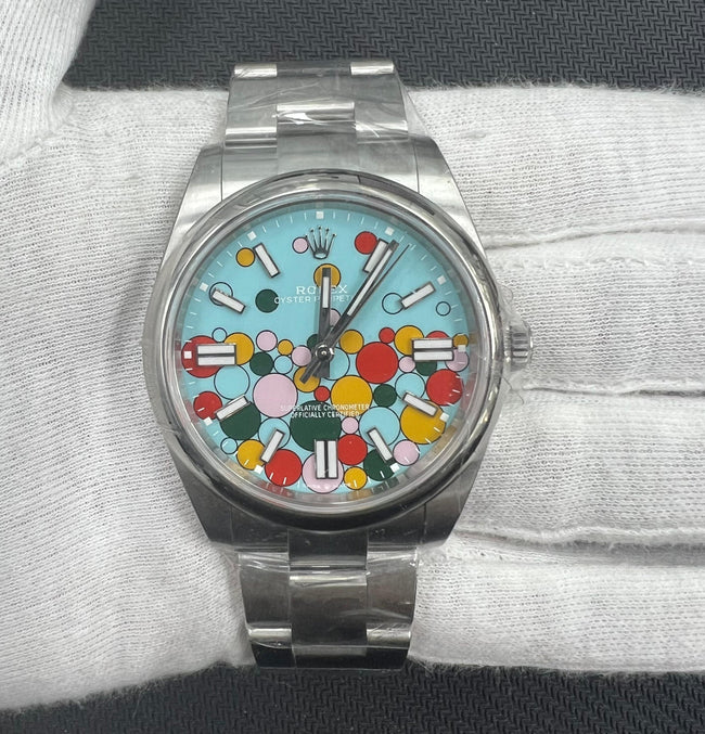 ROLEX OYSTER PERPETUAL 124300 Main Image