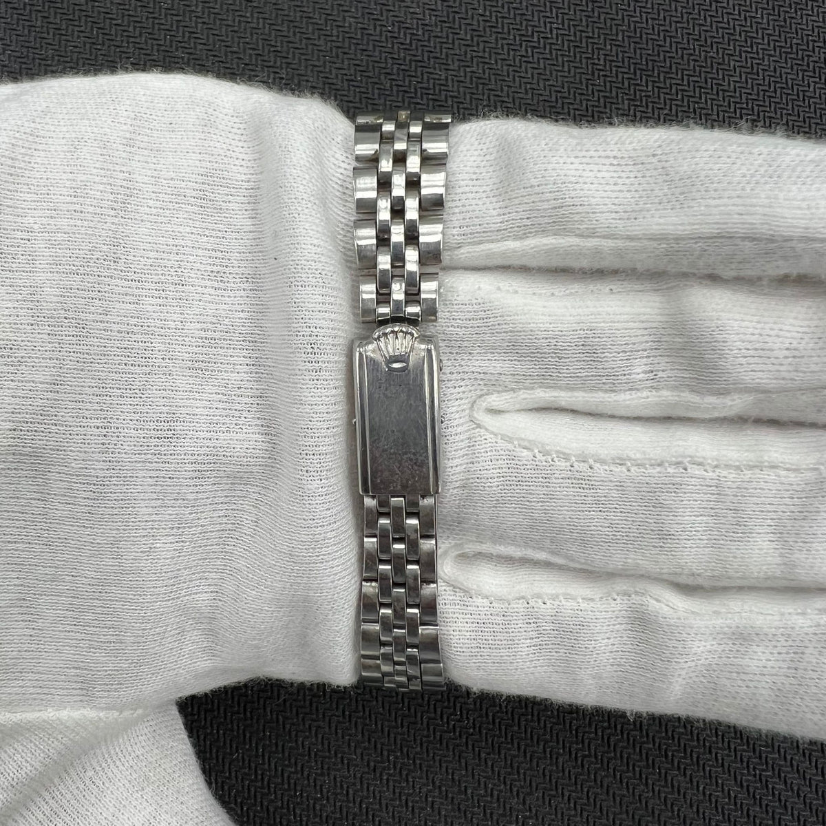 ROLEX OYSTER PERPETUAL DATE 6517