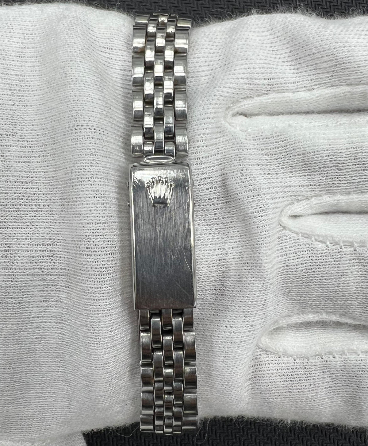ROLEX OYSTER PERPETUAL DATE 6917