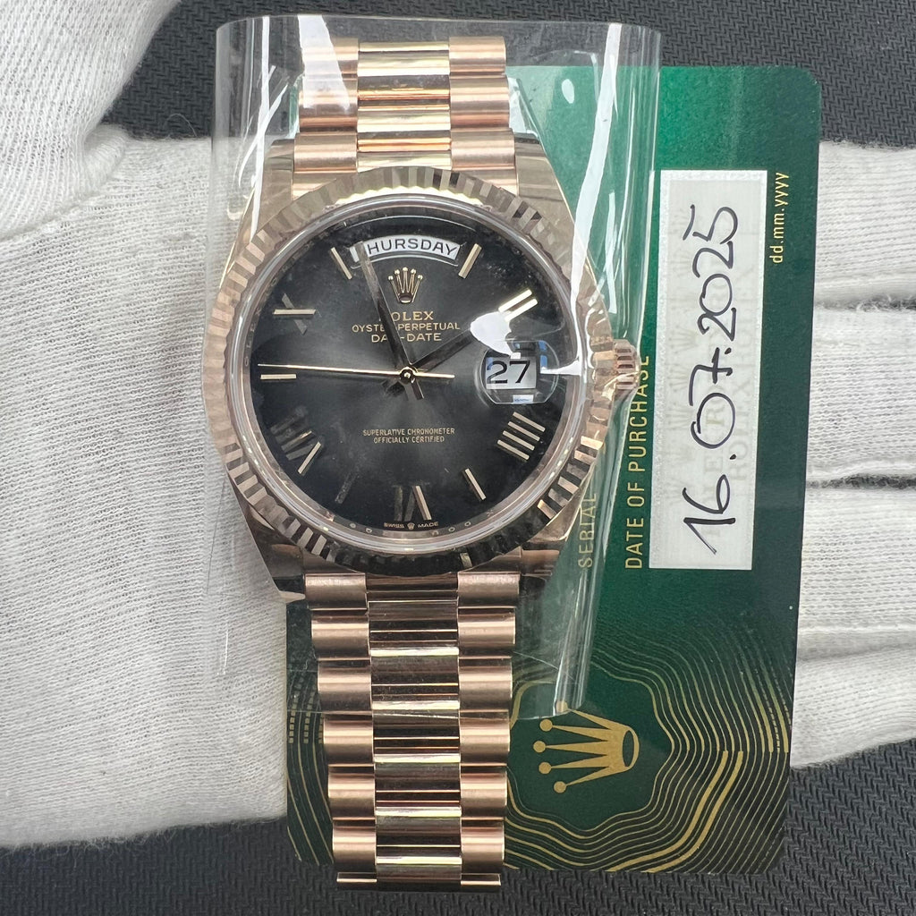 ROLEX DAY-DATE 228235