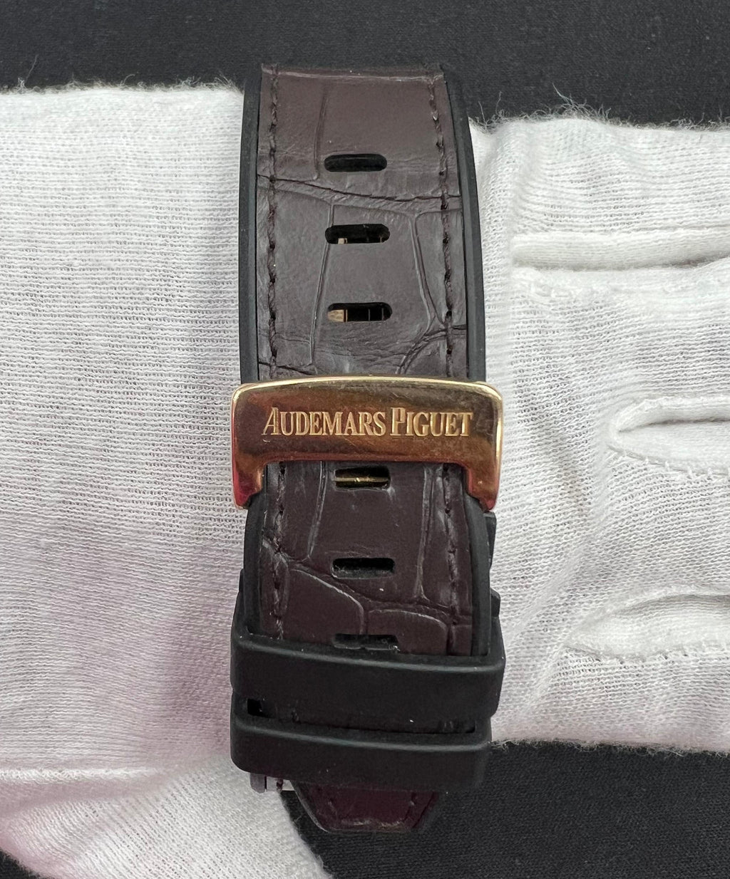AUDEMARS PIGUET ROYAL OAK OFFSHORE 26570OR