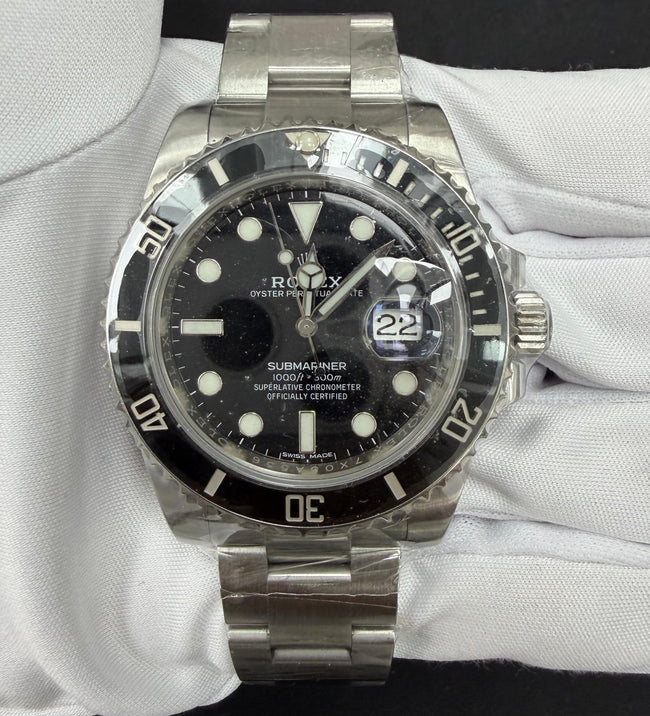 ROLEX SUBMARINER DATE 116610LN Main Image