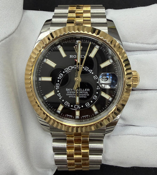 ROLEX SKY DWELLER 326933 Main Image
