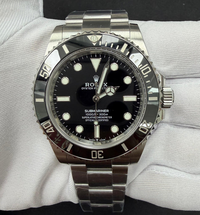 ROLEX SUBMARINER NO DATE 124060 Main Image
