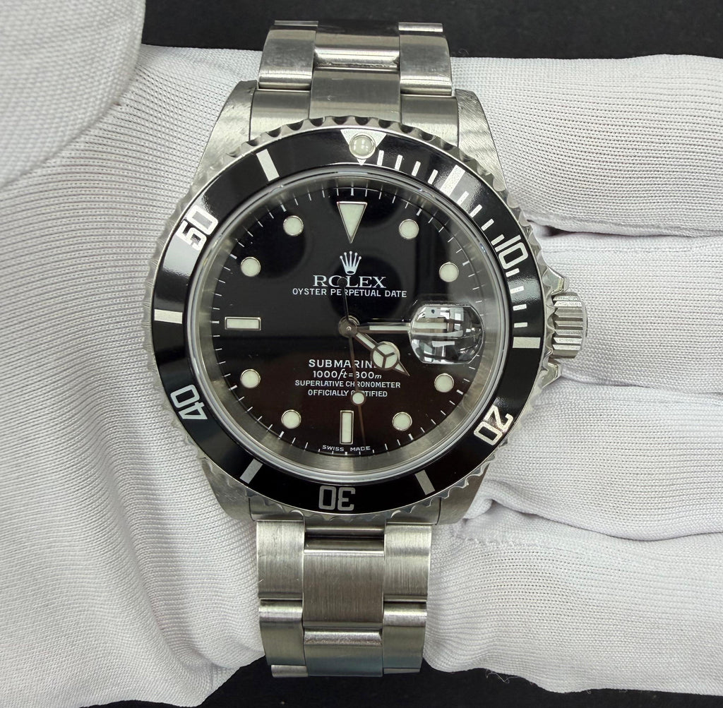 ROLEX SUBMARINER DATE 16610