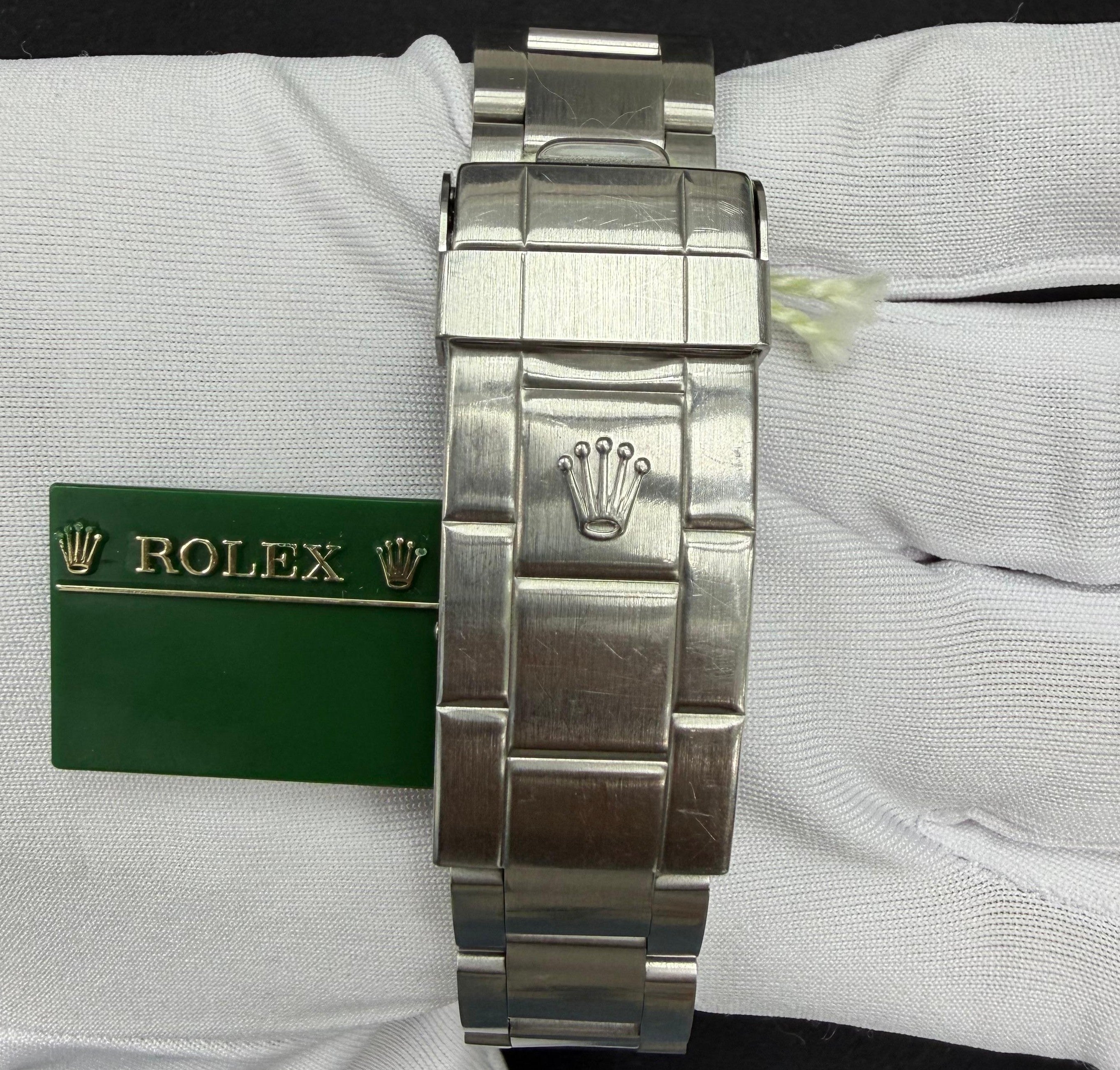 ROLEX SUBMARINER DATE 16610