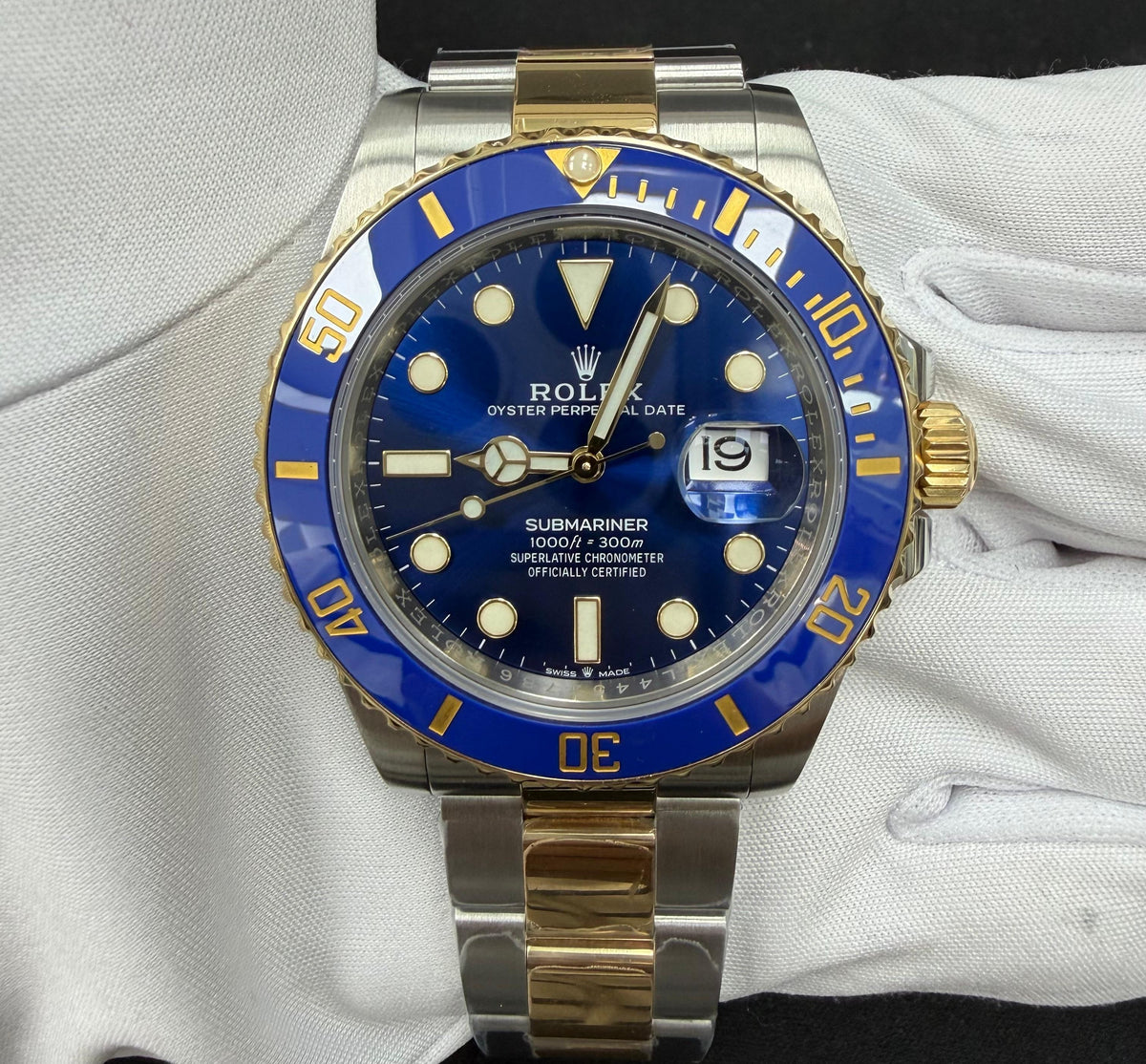 ROLEX SUBMARINER DATE 126613LB