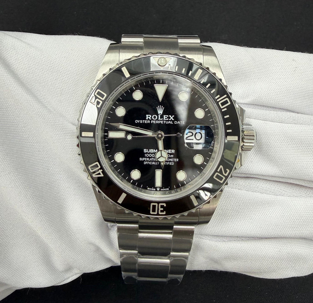 ROLEX SUBMARINER DATE 126610LN