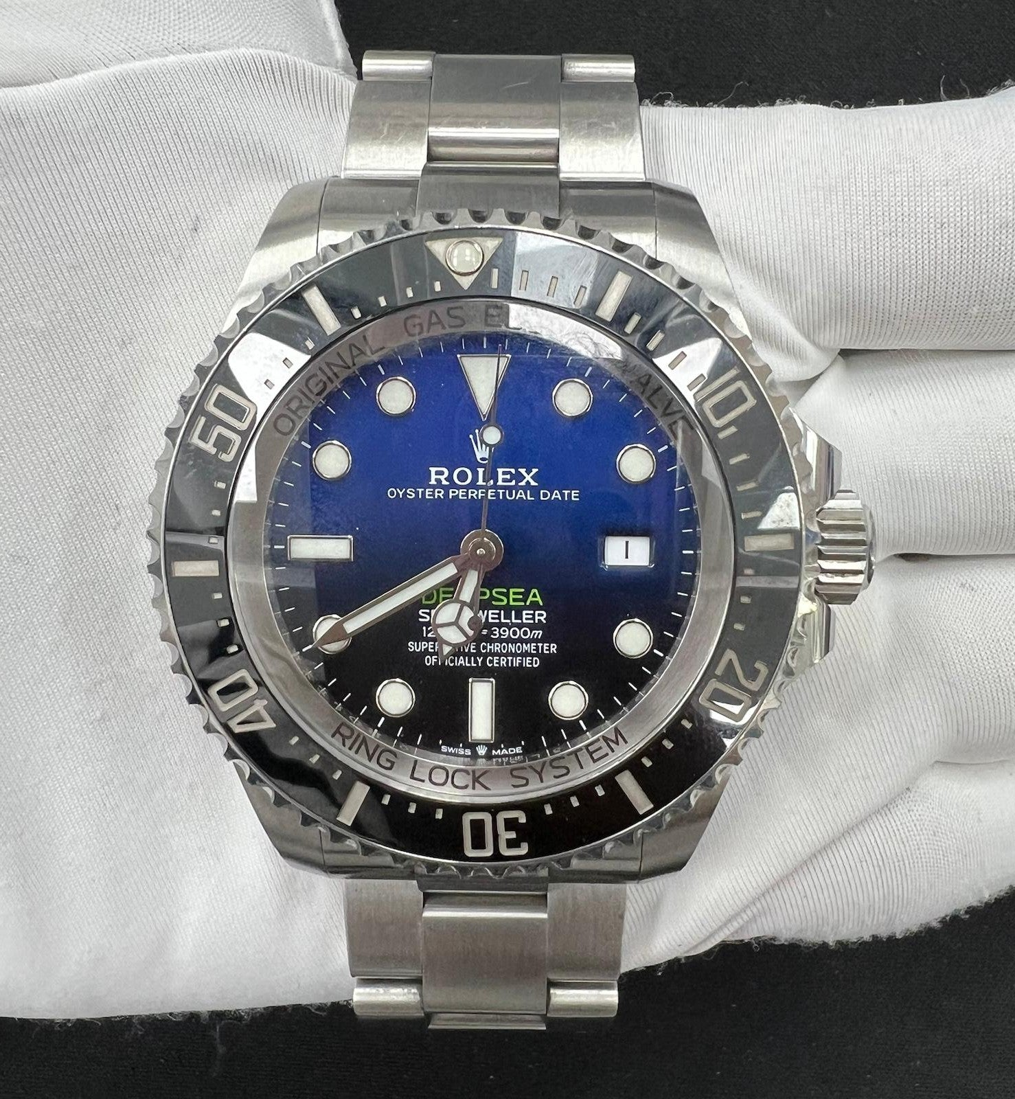 ROLEX SEA DWELLER 126660