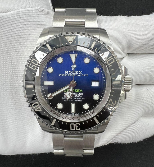 ROLEX SEA DWELLER 126660 Main Image