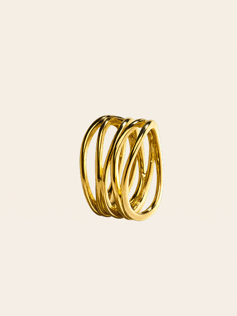 The Diana Interlaced Band in 2.90ctw Yellow Gold Hover Image